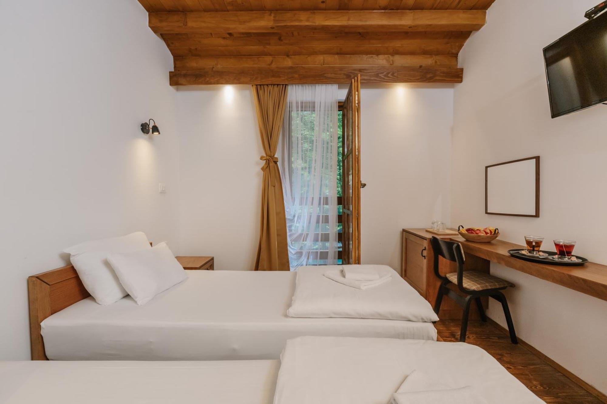 Hotel Porto Tara 4*